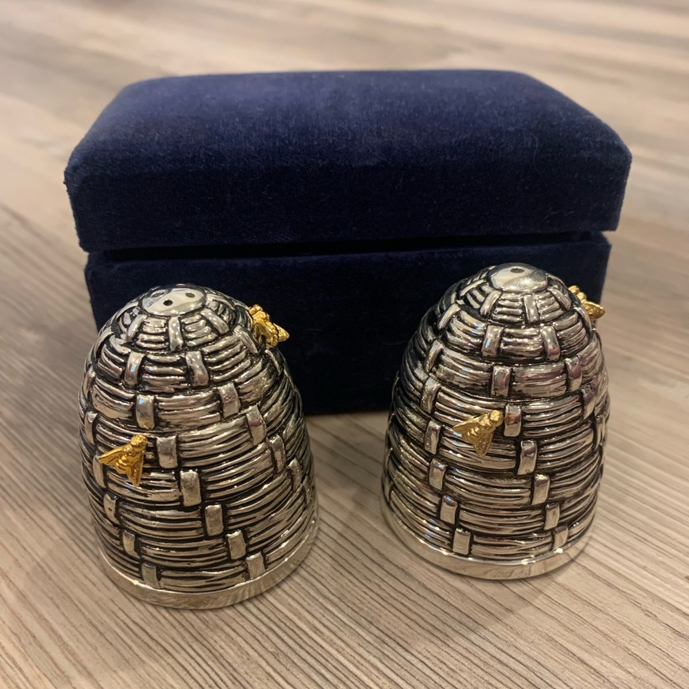 An adorable set of bee inspired Salt & Pepper shakers from Nordstrom.